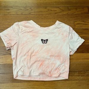 cropped pink and white tee butterfly size m